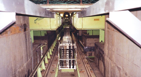 11_hs180